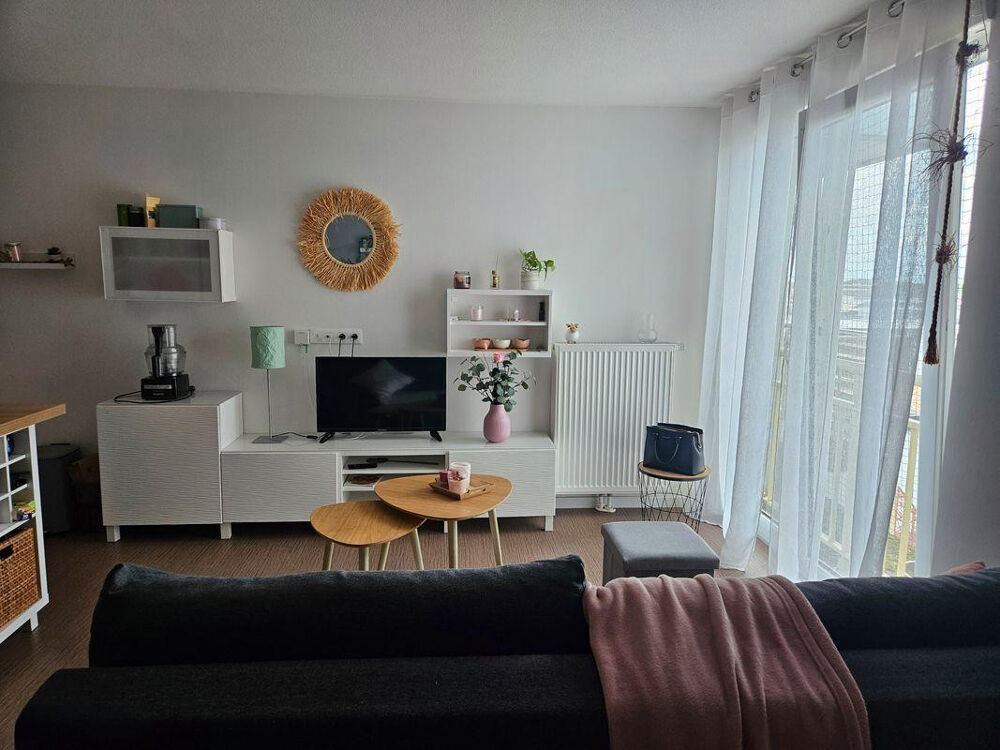 Location Appartement Beau studio meublé 32 m2 et parking sécurisé Strasbourg