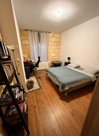  Appartement à louer 2 pièces 62 m²