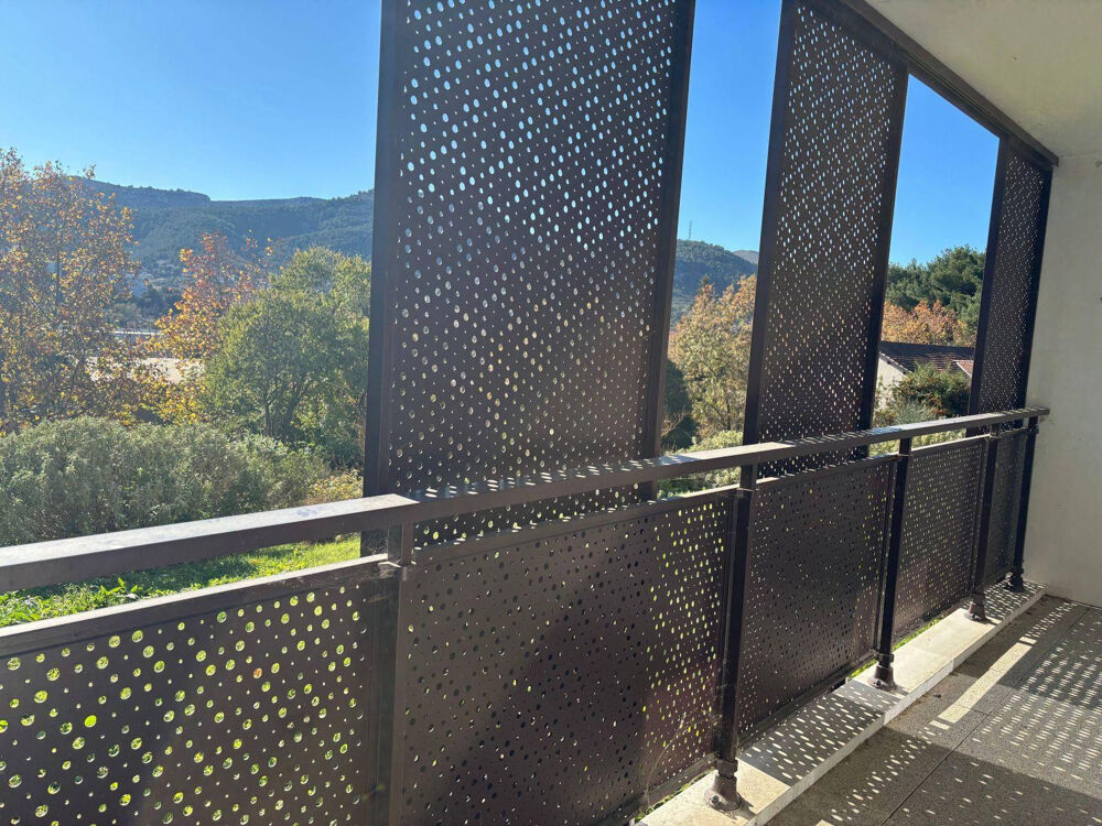 Location Appartement Beau T2 meublé 32m² avec terrasse, vue dégagée Marseille 11