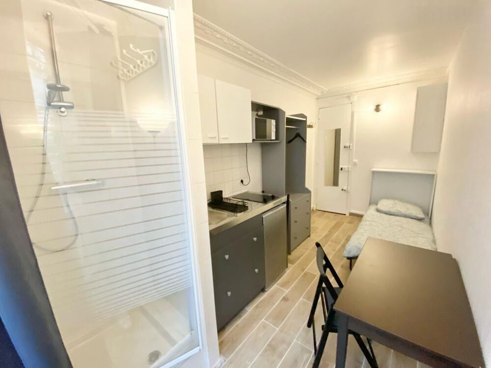 Location Appartement PARIS 9 - MARTYRS - Studette meublée Paris 9