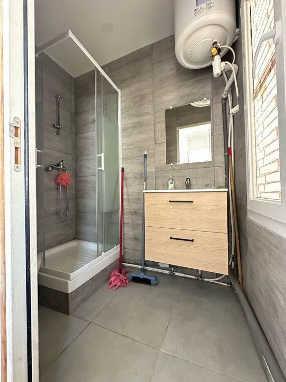 Location Appartement Studio 18m2 Paris 19