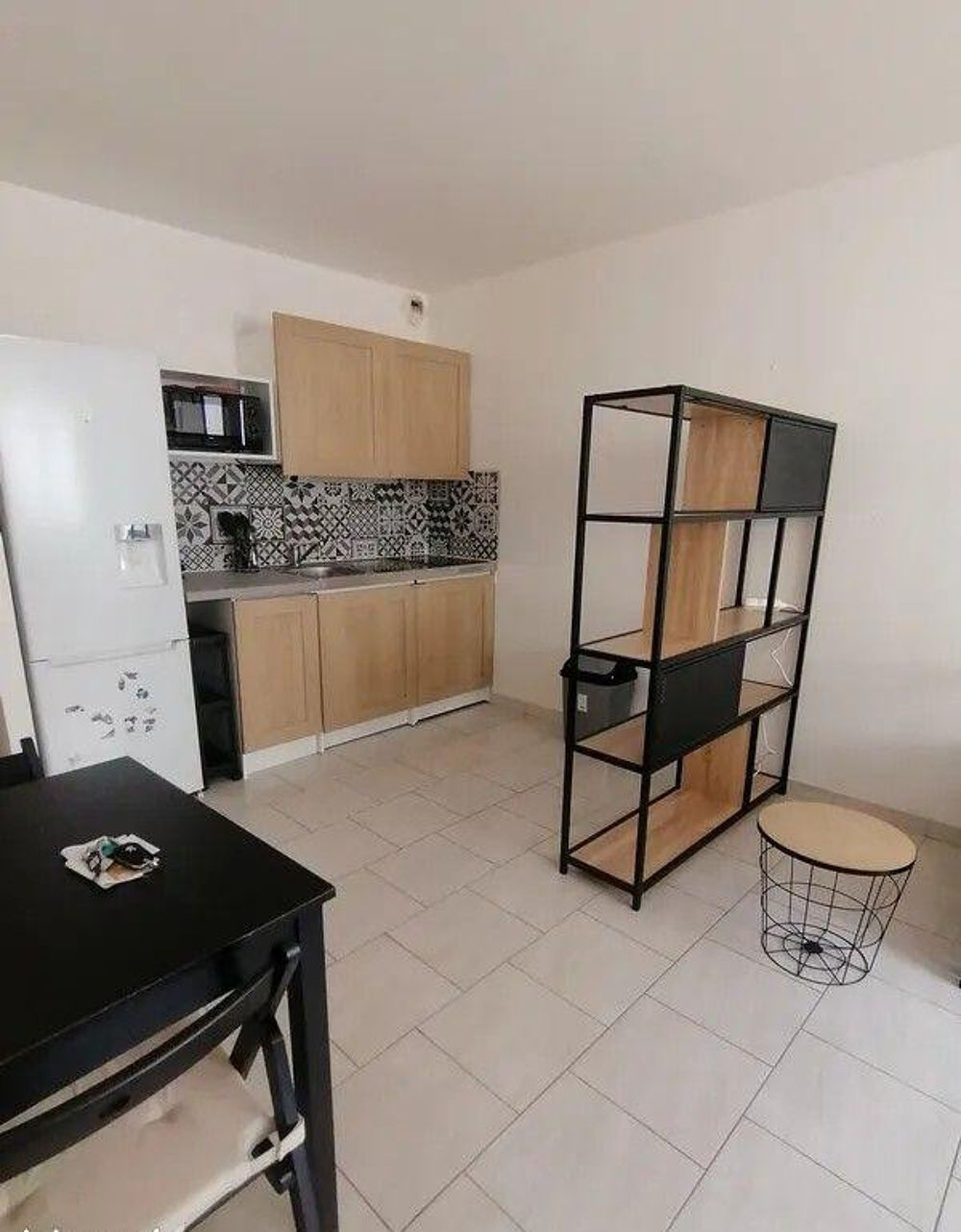 Location Appartement Beau studio meublé de 29m² entièrement rénové Reims