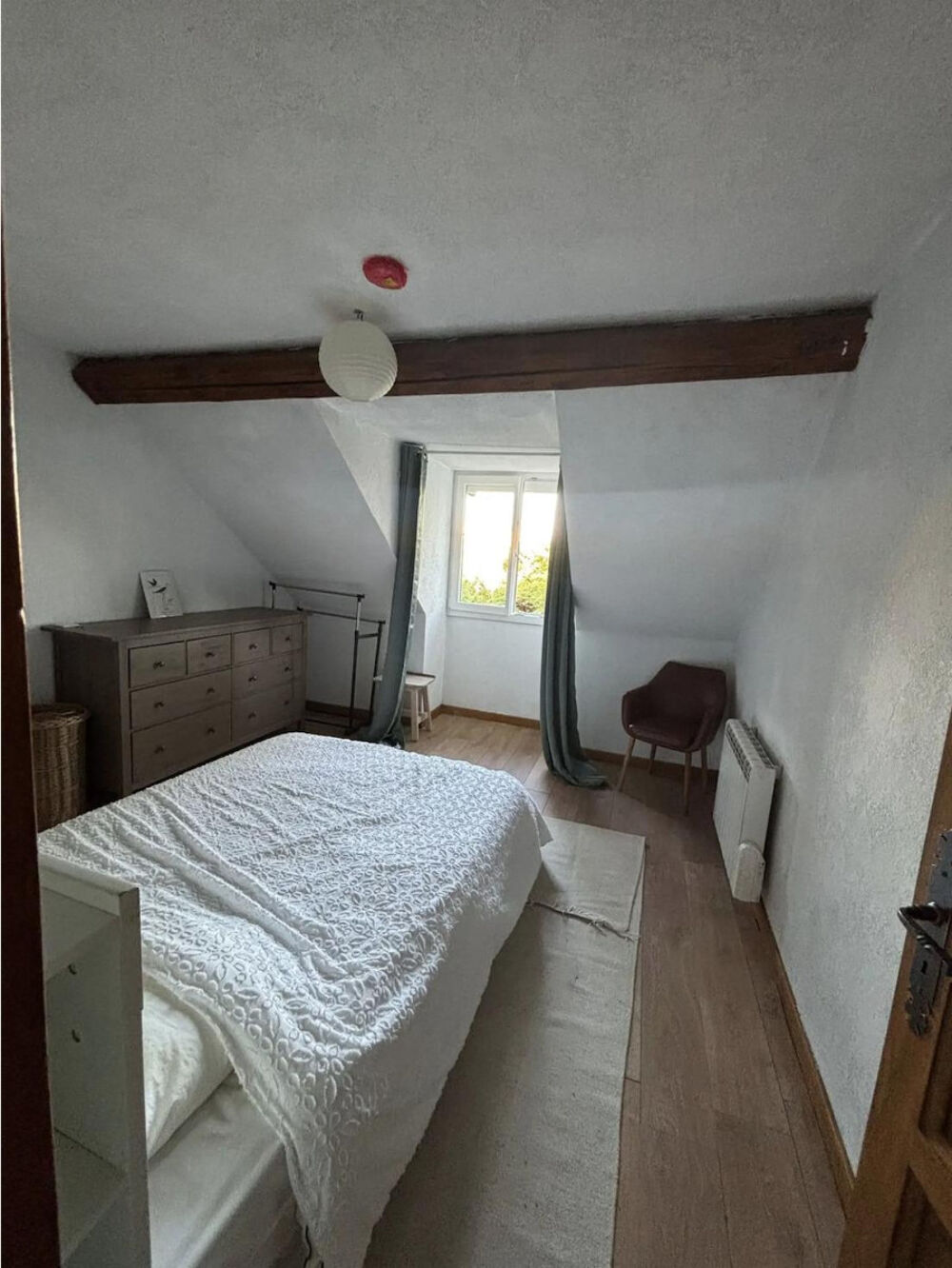 Location Appartement Grand T2 sous les toits ferneysiens Ferney-voltaire