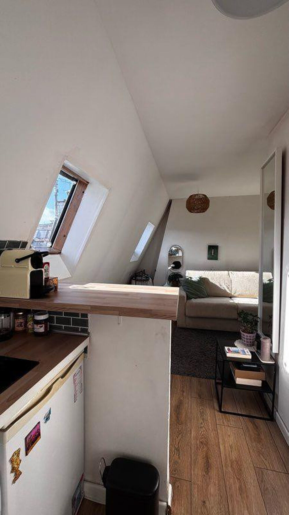 Location Appartement Studio meublé pour étudiant - Paris 10ème Paris 10