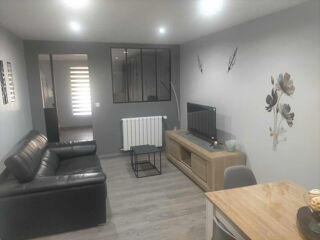  Appartement à louer 2 pièces 50 m²