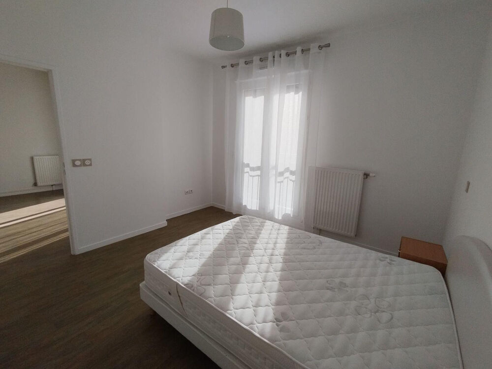 Location Appartement 2 pièces meublé+ jardin dans résidence sénior Villecresnes