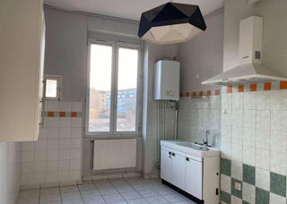  Appartement à louer 2 pièces 46 m²
