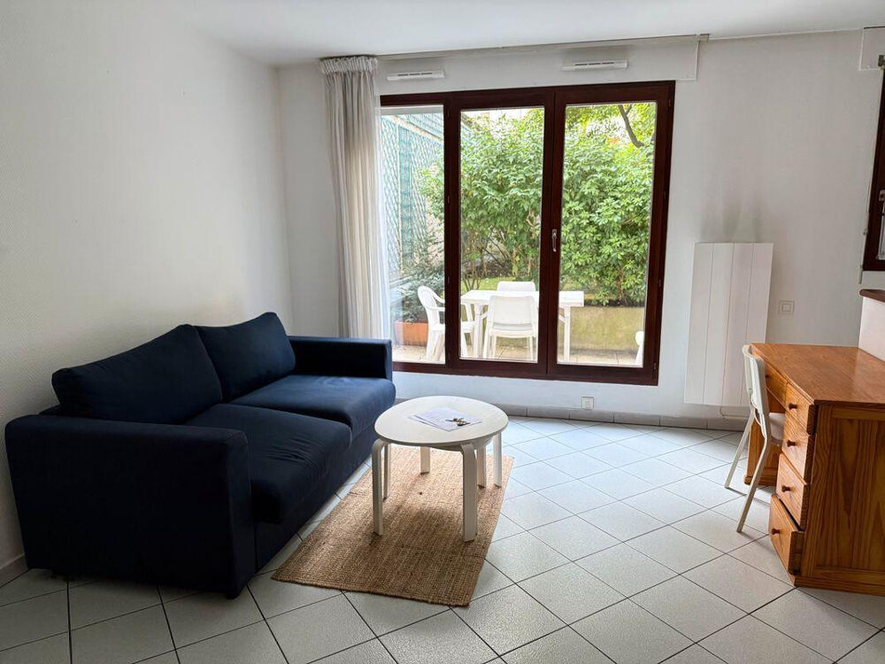Location Appartement Studio 34m² avec terrasse 11e quartier Roquette Paris 11