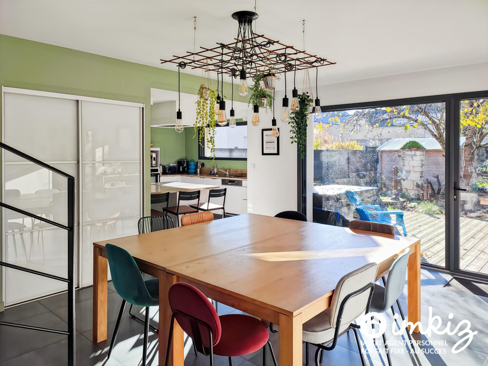 Vente Maison Maison familiale avec vie de PLAIN PIED- DPE A Meslay-du-maine