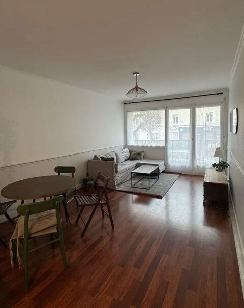   Beau 2P meublé 47m² avec loggia et parking Appartement - 2 pièce(s) - 47 m²