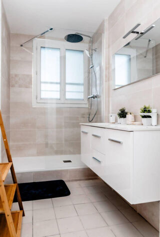  Appartement à louer 5 pièces 82 m²