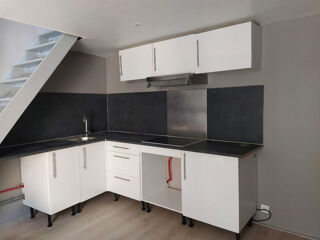  Appartement à louer 2 pièces 31 m²