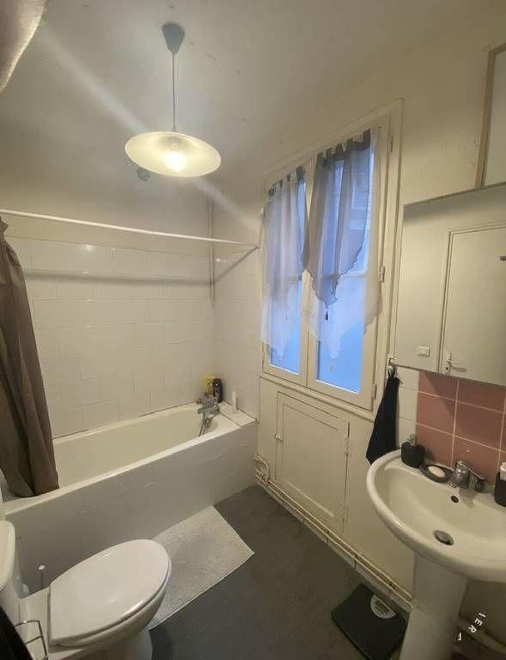 Location Appartement Location meublée appartement 2 pièces 38 m² Paris 16