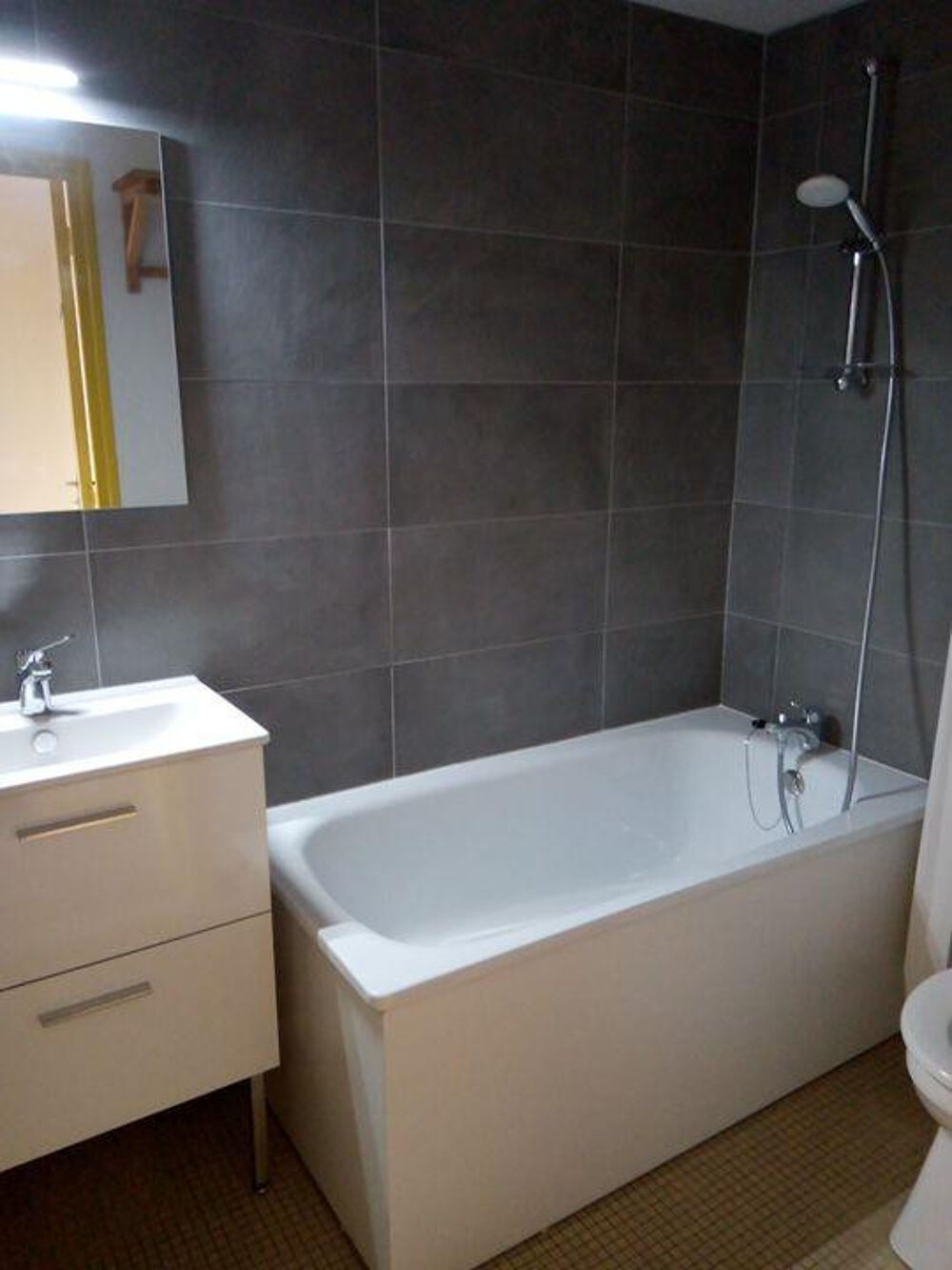 Location Appartement Studio 22 m² meublé – Vieux Lille – 590 € CC Lille