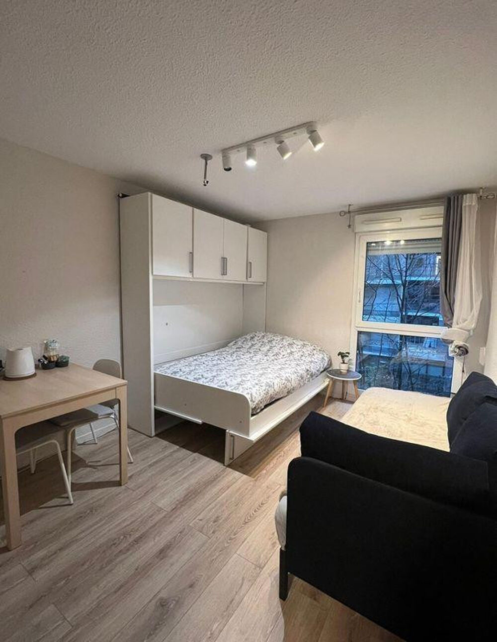 Location Appartement Studio Courbevoie / La Défense Courbevoie