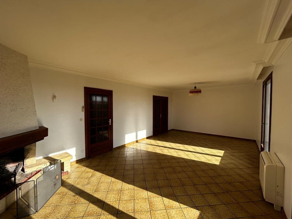 Location Maison Villa  environnement  calme ,  toutes commodités Saint-genis-les-ollières