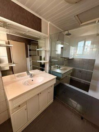  Maison à louer 5 pièces 90 m²