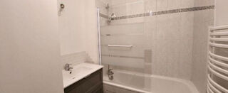  Appartement à louer 2 pièces 45 m²