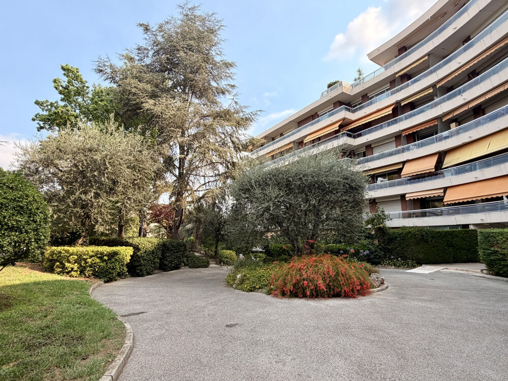 Vente Appartement Appartement  - 4 pièces  - 125.0 m² Nice