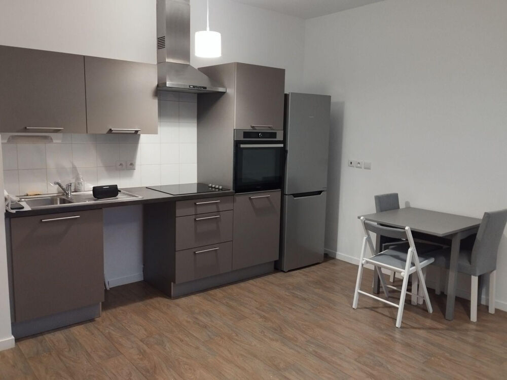 Location Appartement 2 pièces meublé+ jardin dans résidence sénior Villecresnes