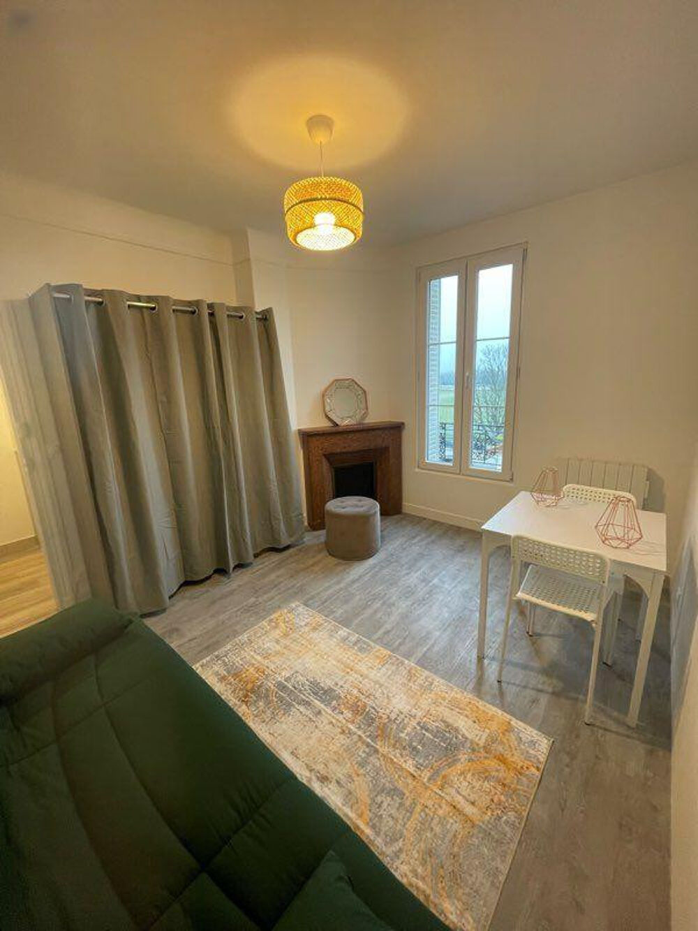 Location Appartement Location charmant Studio rénové à Saint Cloud comp Saint-cloud