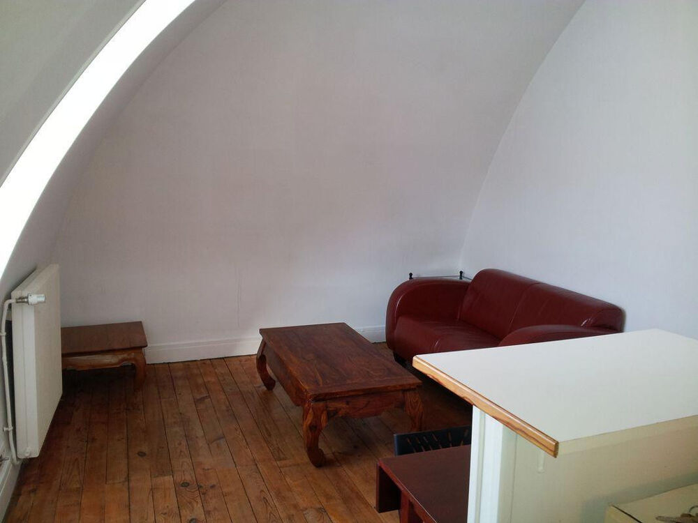 Location Appartement Joli T2 35m² gare château Angers