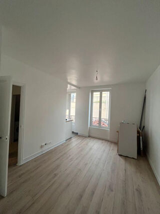  Appartement à louer 1 pièce 25 m²