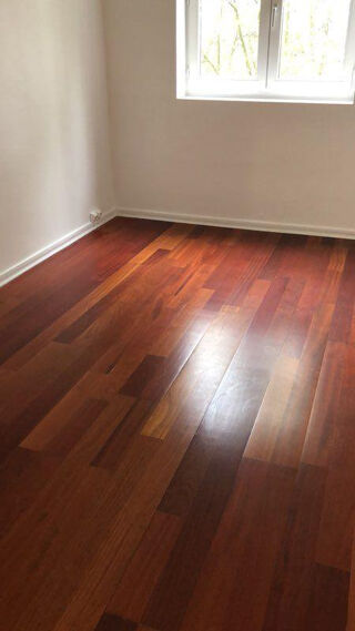  Appartement à louer 2 pièces 45 m²