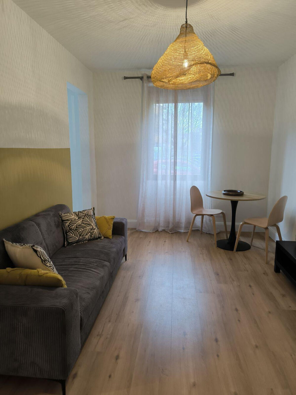 Location Appartement F2, 45 m2 meublé refait à neuf, 950€ cc, à voir ! Schiltigheim