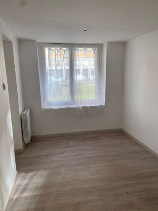  Appartement à louer 3 pièces 46 m²