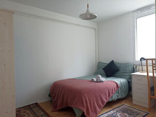  Appartement à louer 4 pièces 80 m²