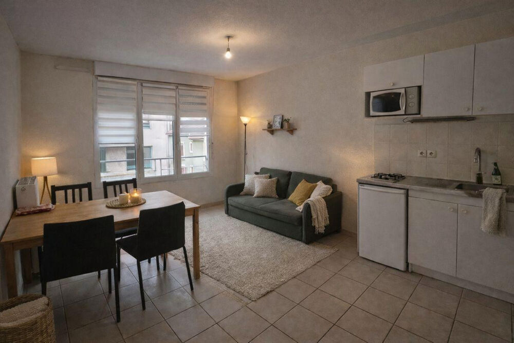 Location Appartement Beau T2 meublé 34m² centre Grenoble