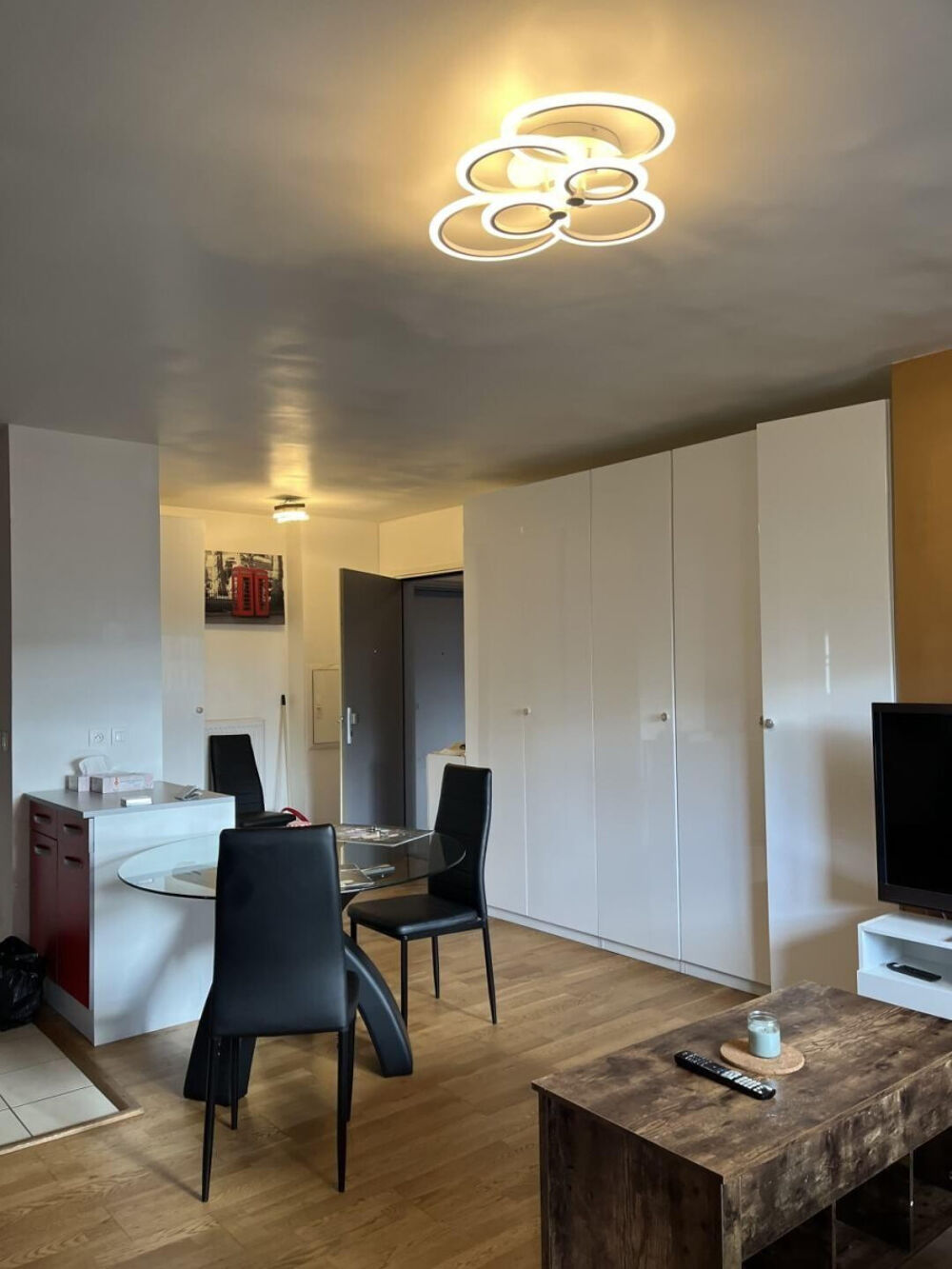 Location Appartement Beau 2P meublé de 49 m² + balcon de 7,5m² Nanterre