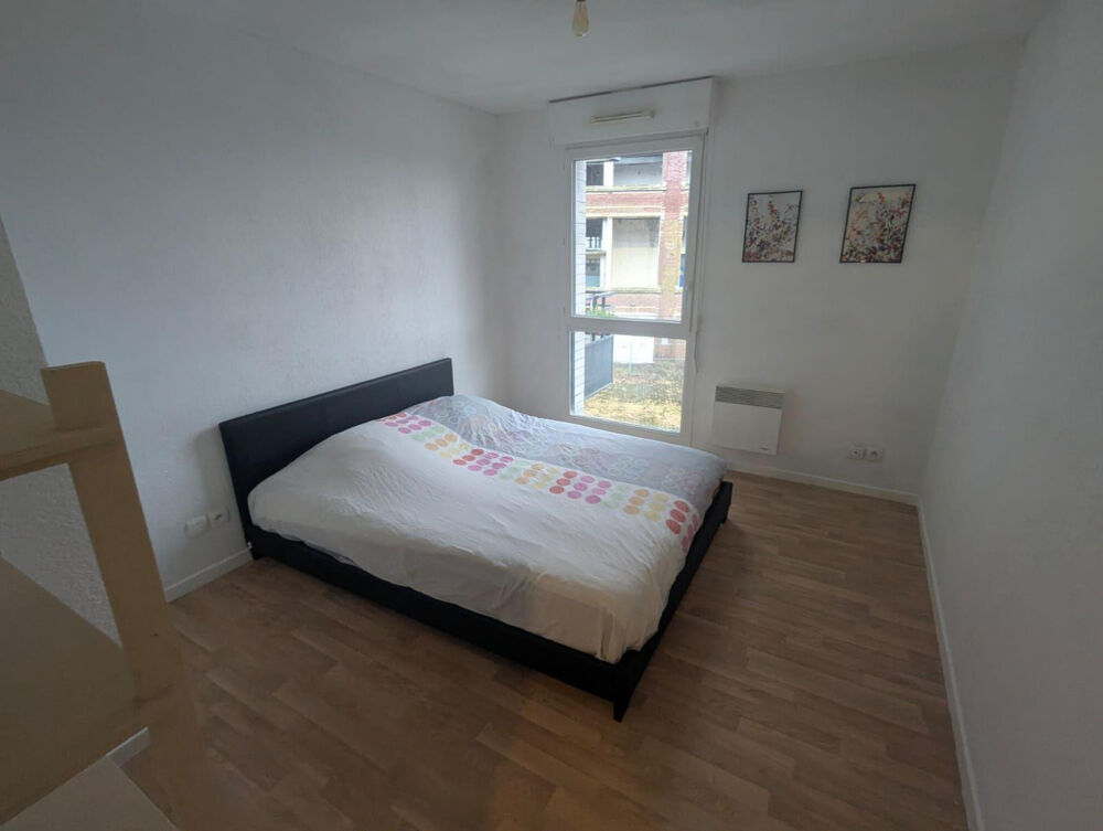 Location Appartement T2 a tourcoing avec balcon et parking. Metro Tourcoing