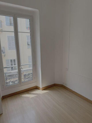  Appartement � louer 4 pi�ces 96 m�