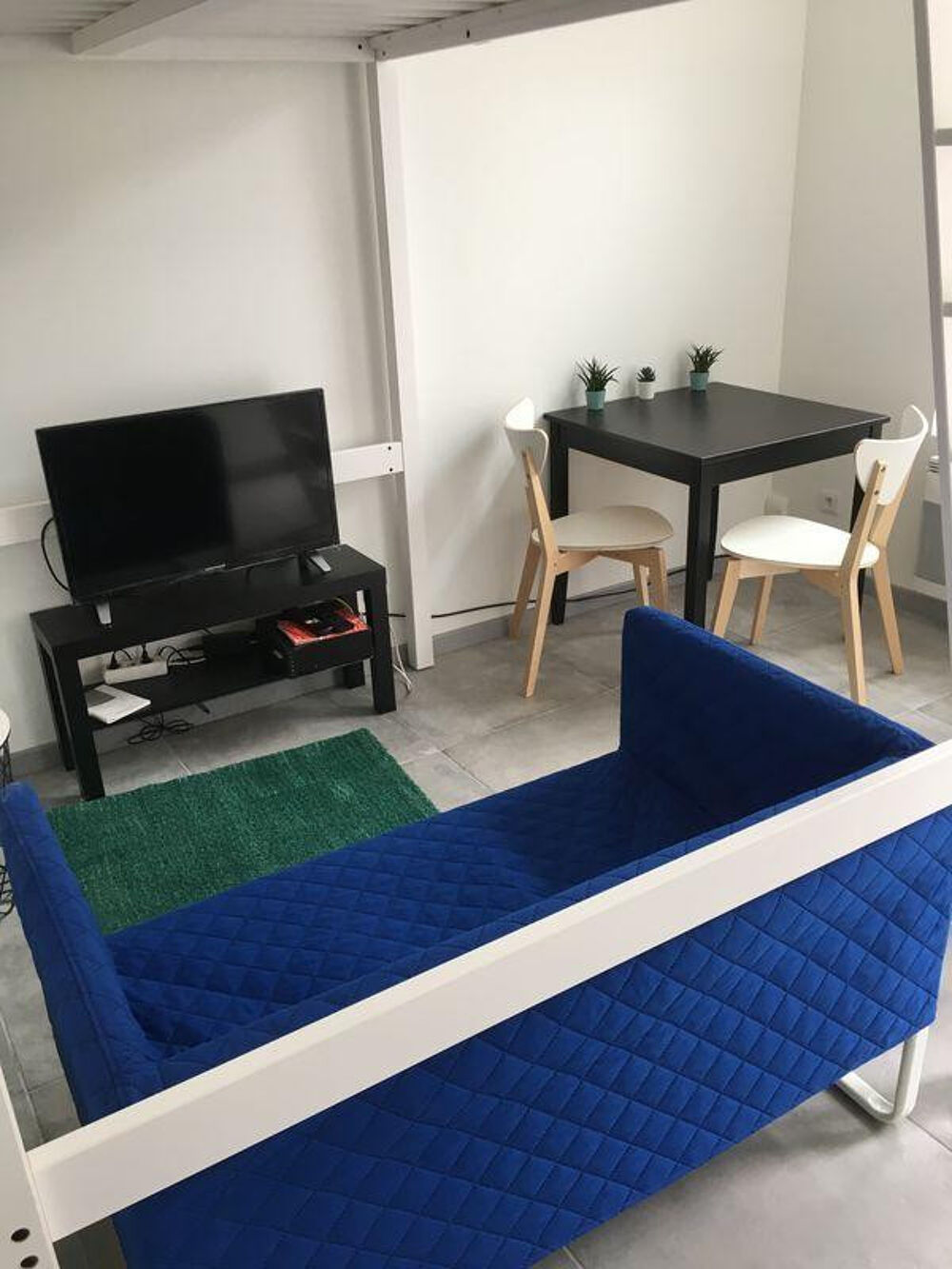 Location Appartement Studio meublé métro five Lille