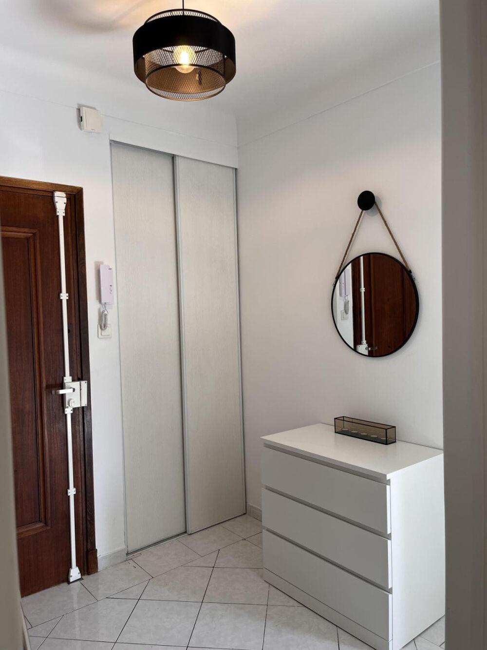 Location Appartement NICE NORD  Grand studio meublé 37 m² Nice