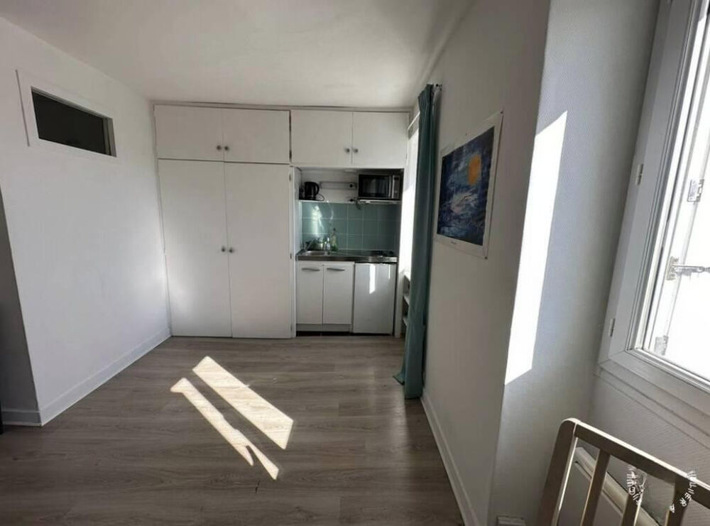 Location Appartement Beau studio meublé 21m² Bordeaux