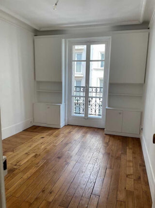  Appartement à louer 2 pièces 35 m²