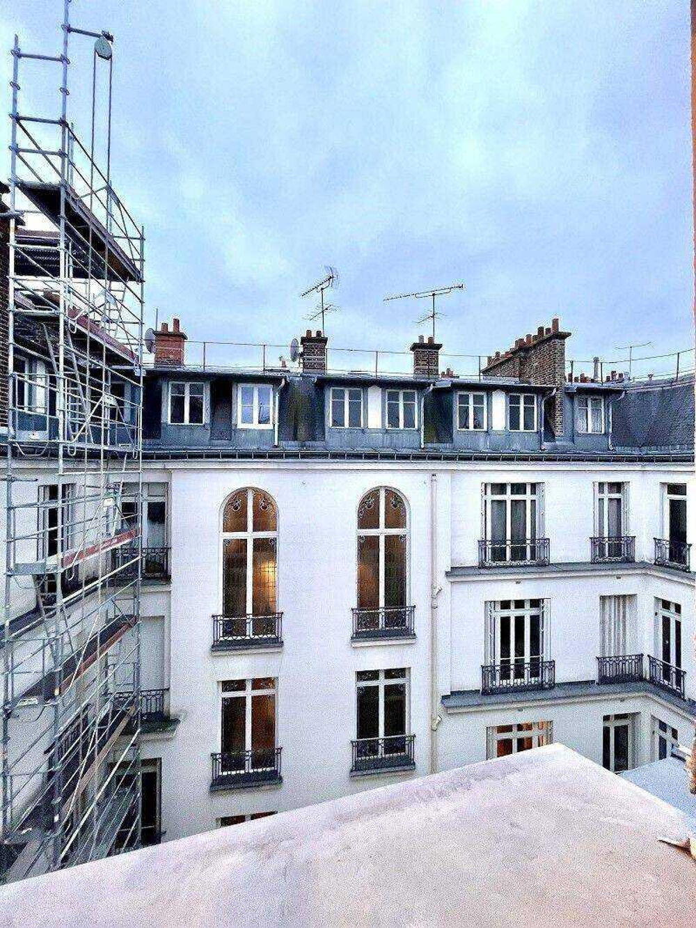 Location Appartement Studio 21m2 Paris 17è rue Chazelle Paris 17
