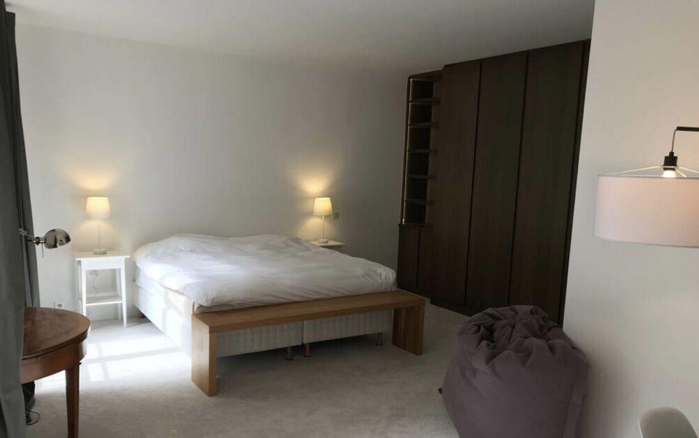 Location Appartement Location meublée studio 40 m² Paris 7E Paris 7