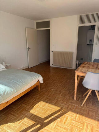  Appartement à louer 1 pièce 27 m²