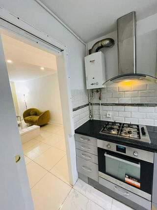  Appartement à louer 5 pièces 81 m²