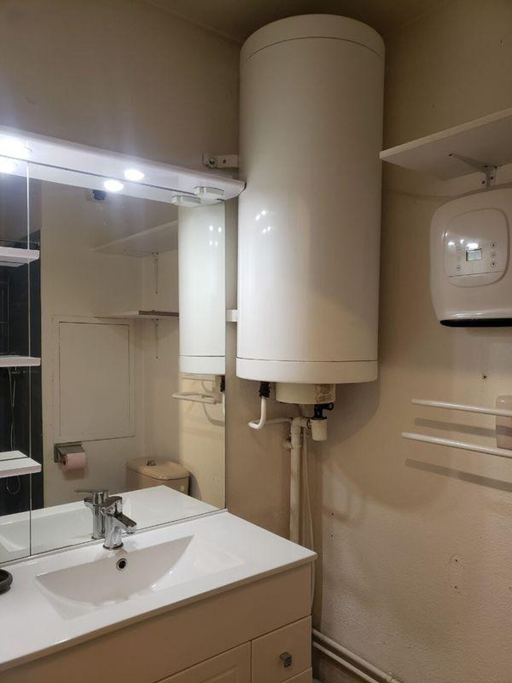 Location Appartement Studio meublé proche gare, GEM, commerces Grenoble