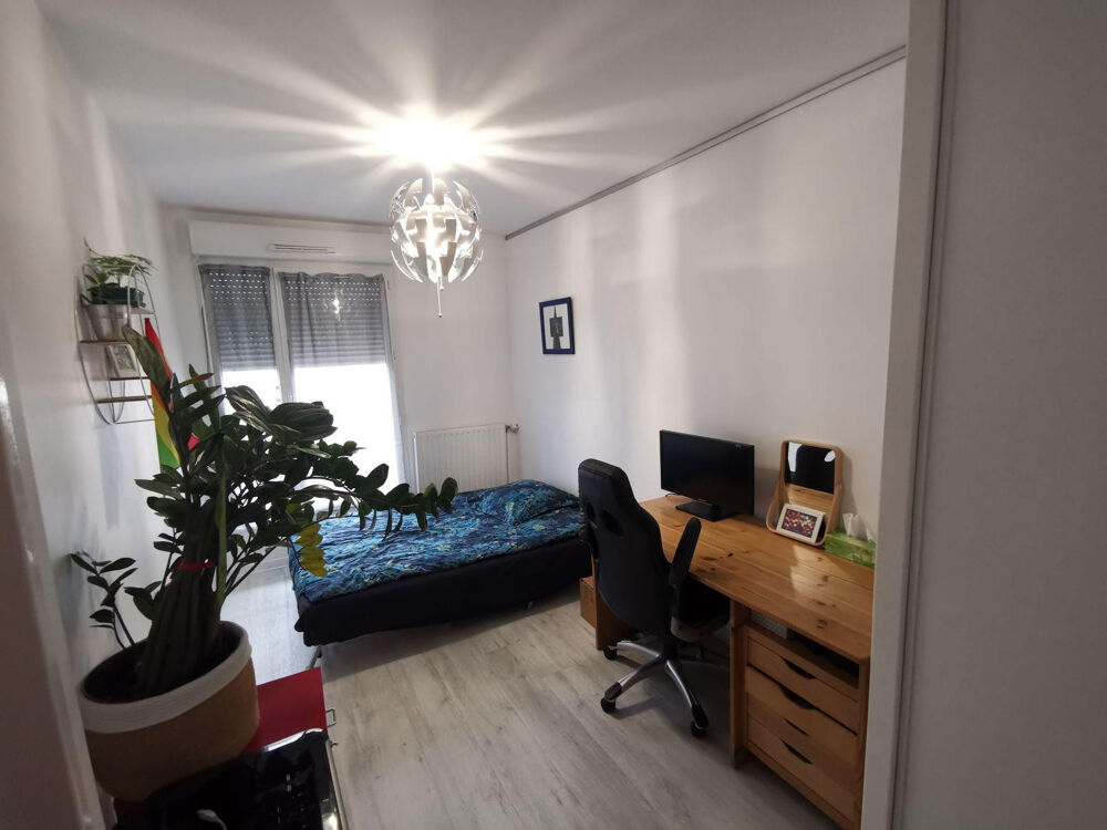 Location Appartement T5 sur toit avec terrasse sur le ciel de Massy Massy