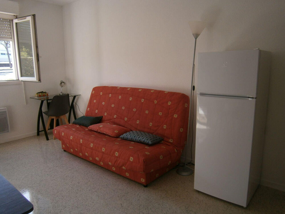 Location Appartement Studio meublé en rez de jardin a qq pas des facs Pessac