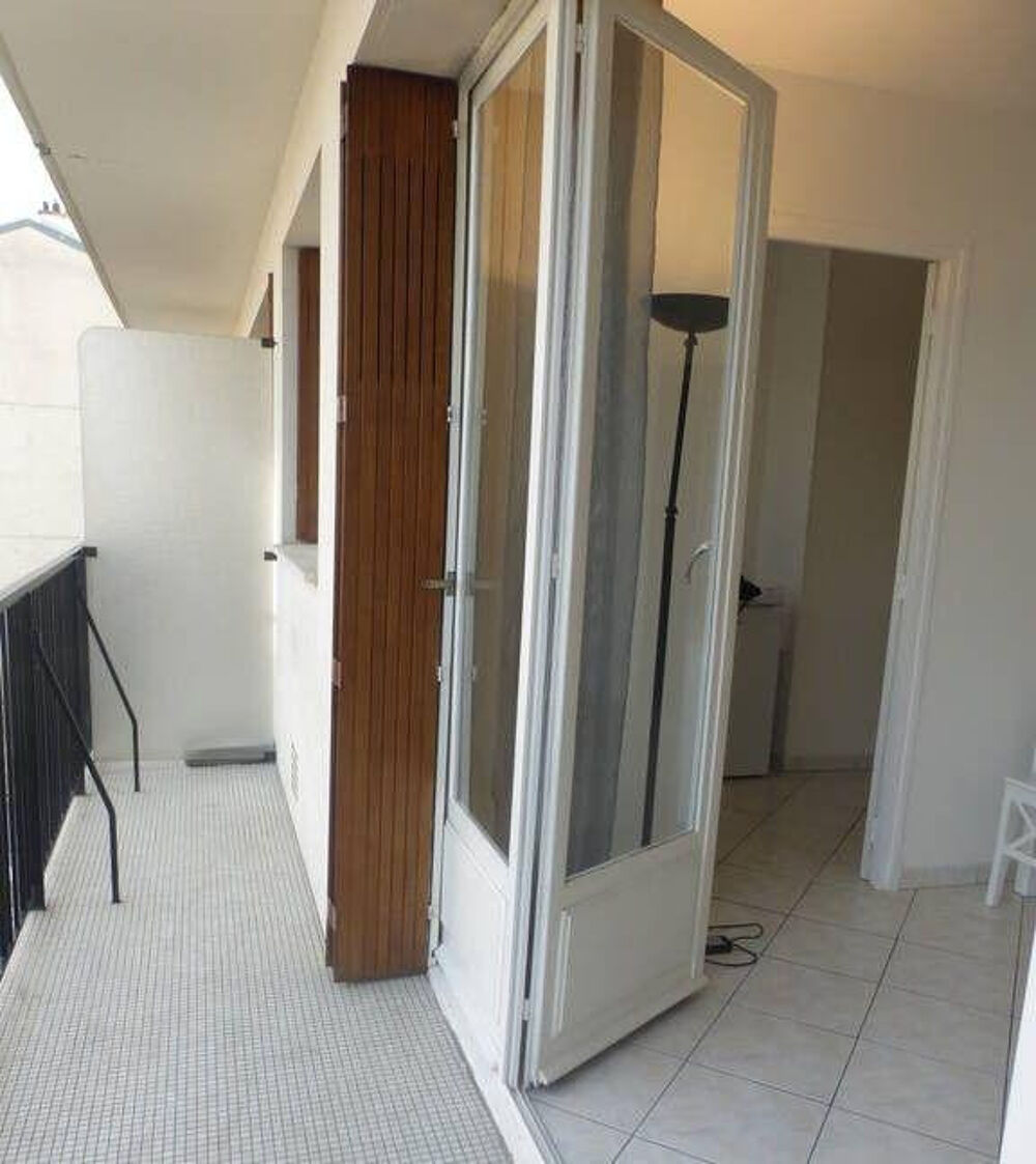 Location Appartement Beau studio meublé 24m² dans quartier recherché Colombes