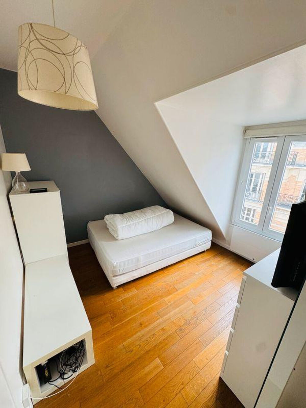 Location Appartement Loue joli studio Paris 6ème Paris 6