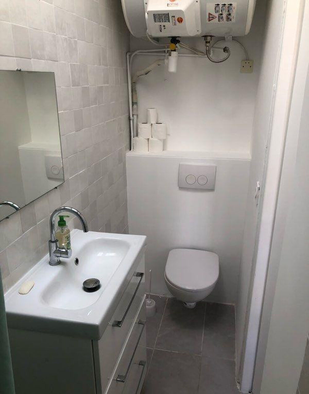 Location Appartement Studio à louer Belleville (Jourdain) 14m2 Paris 20