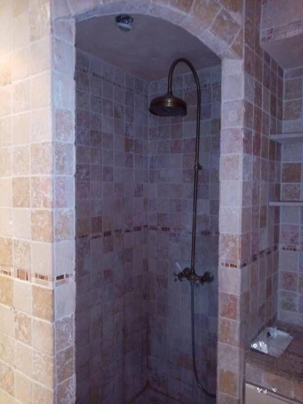 Location Appartement Beau 2 pièces 48m² avec terrasse 10m² Aix-en-provence